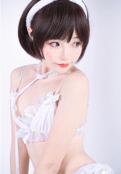 久久亚洲一区二区三区四区_4K在线视频观看