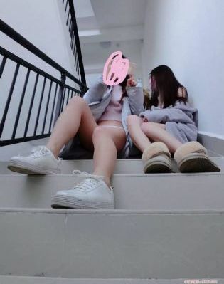 国产精品真人伦理_高清完整版